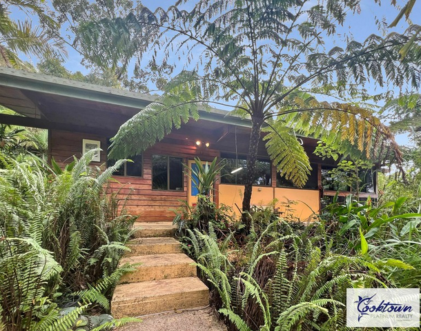 12 Honeyflow Drive, Rossville QLD 4895