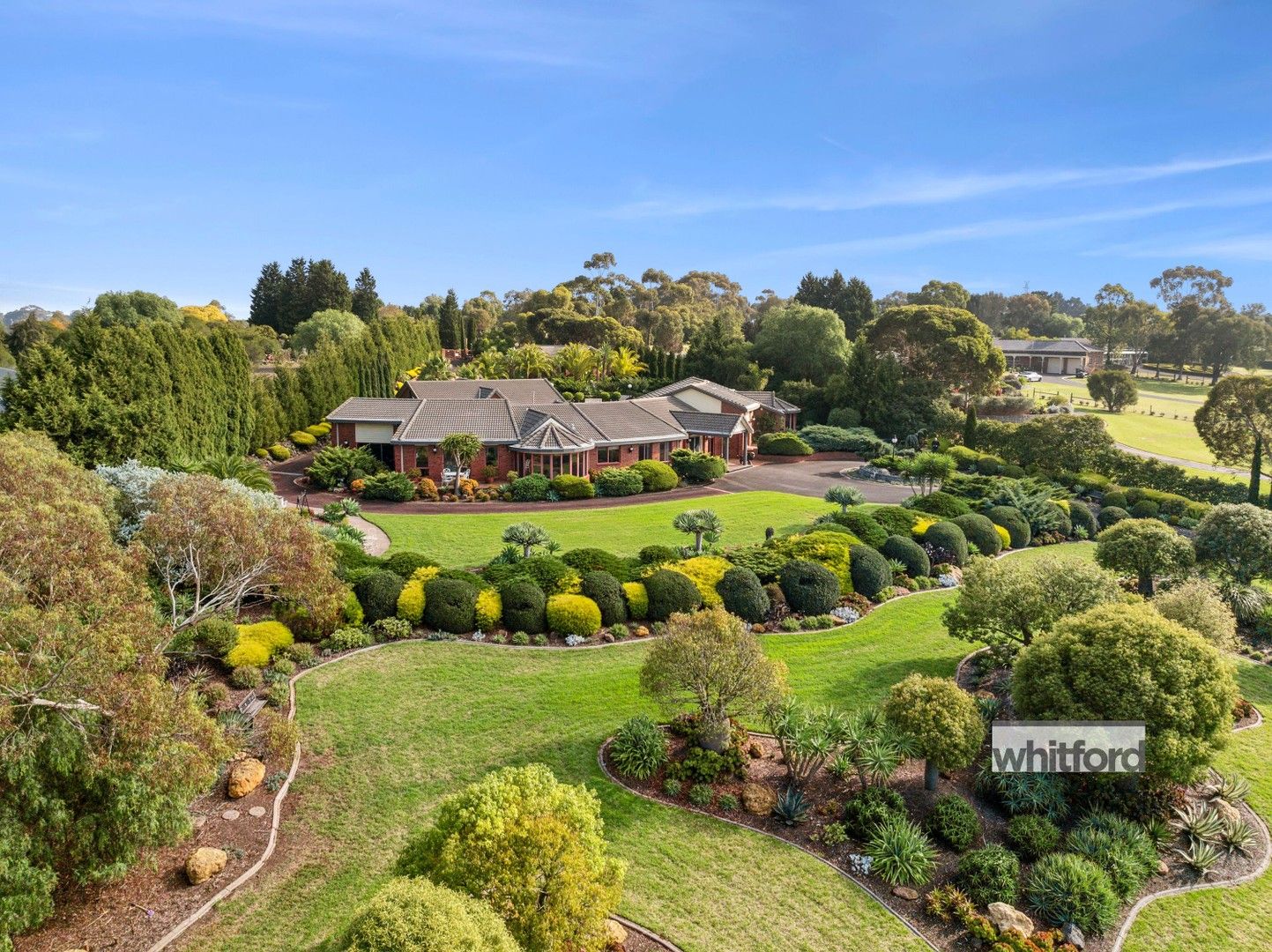 5 bedrooms House in 175 Bluestone Bridge Road LOVELY BANKS VIC, 3213