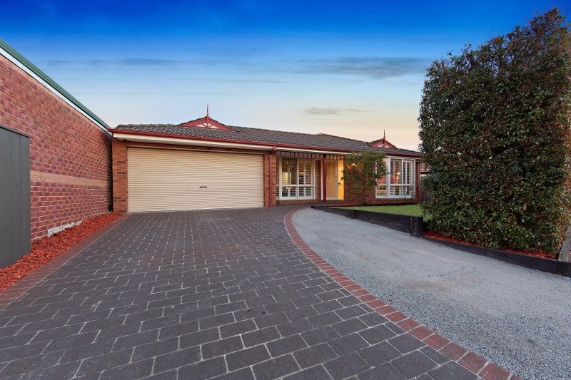 17 Turnstone Court, Carrum Downs Property History & Address Research
