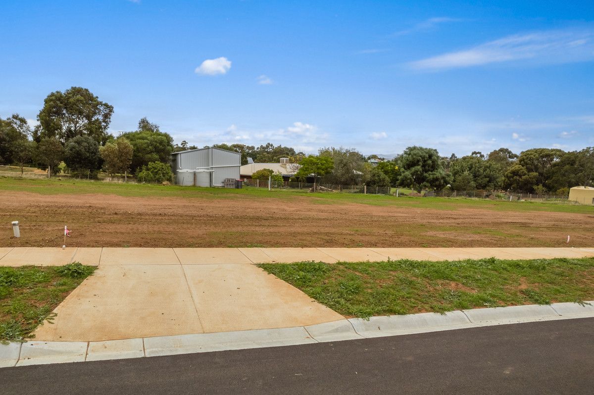 29 Grandview Crescent, Darley VIC 3340, Image 1