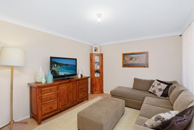 13 Cusack Close, St Helens Park NSW 2560, Image 1