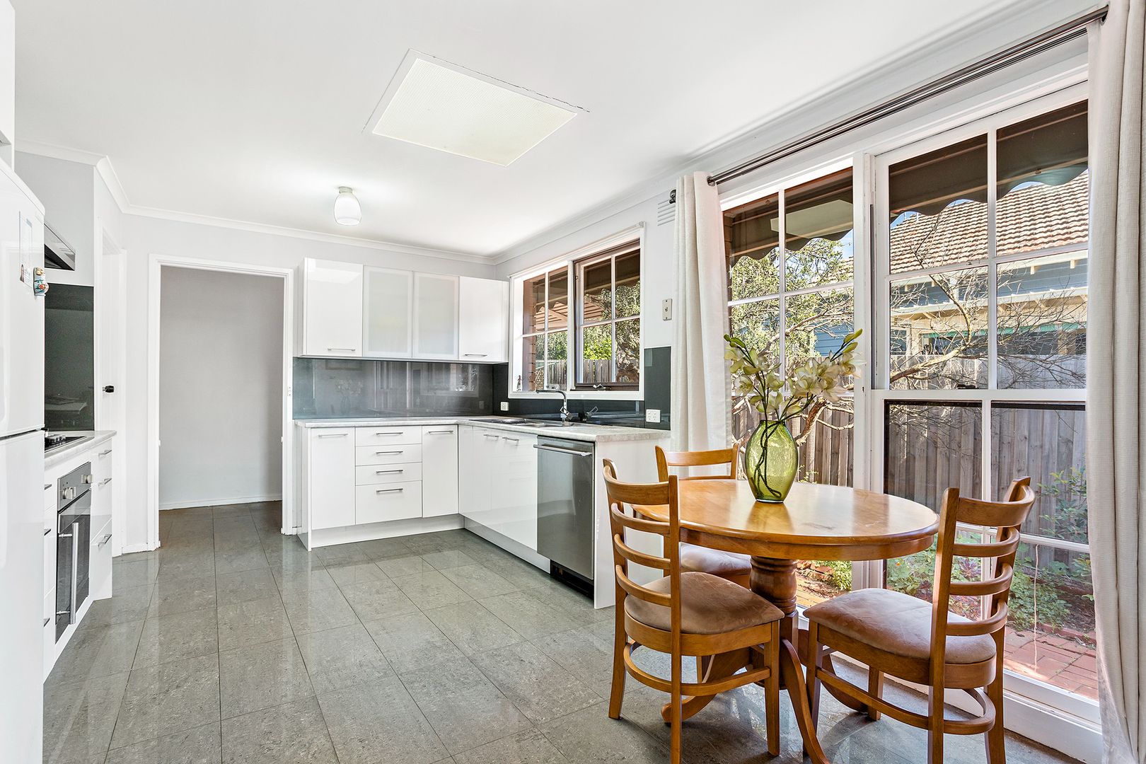 1/26 Maverston Street, Glen Iris VIC 3146, Image 2