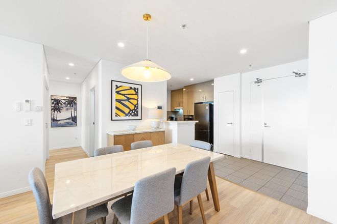 1404/4 Como Crescent, SOUTHPORT QLD 4215 - Image 4