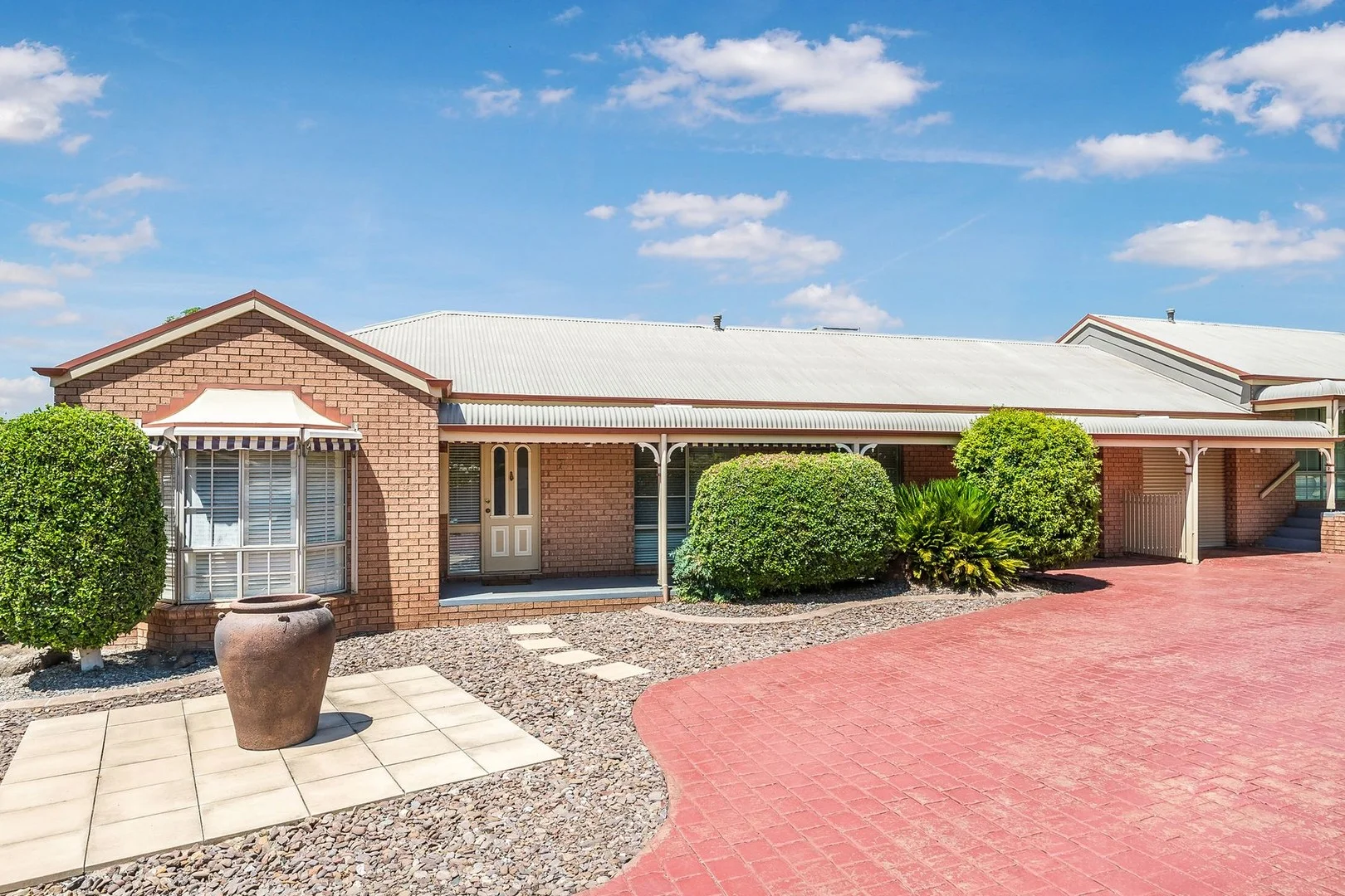 Additional image 2 of 1/7 Paperbark Court, Strathdale VIC 3550