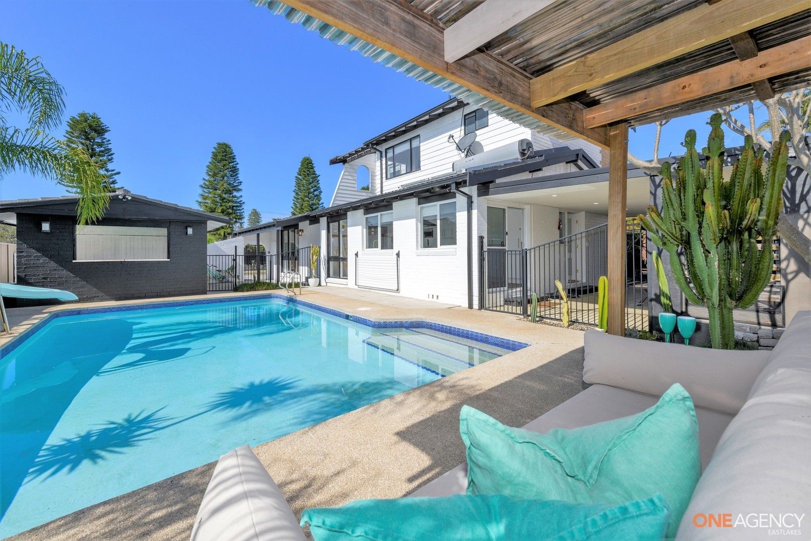 126 Park Avenue, Caves Beach Property History & Address Research Domain
