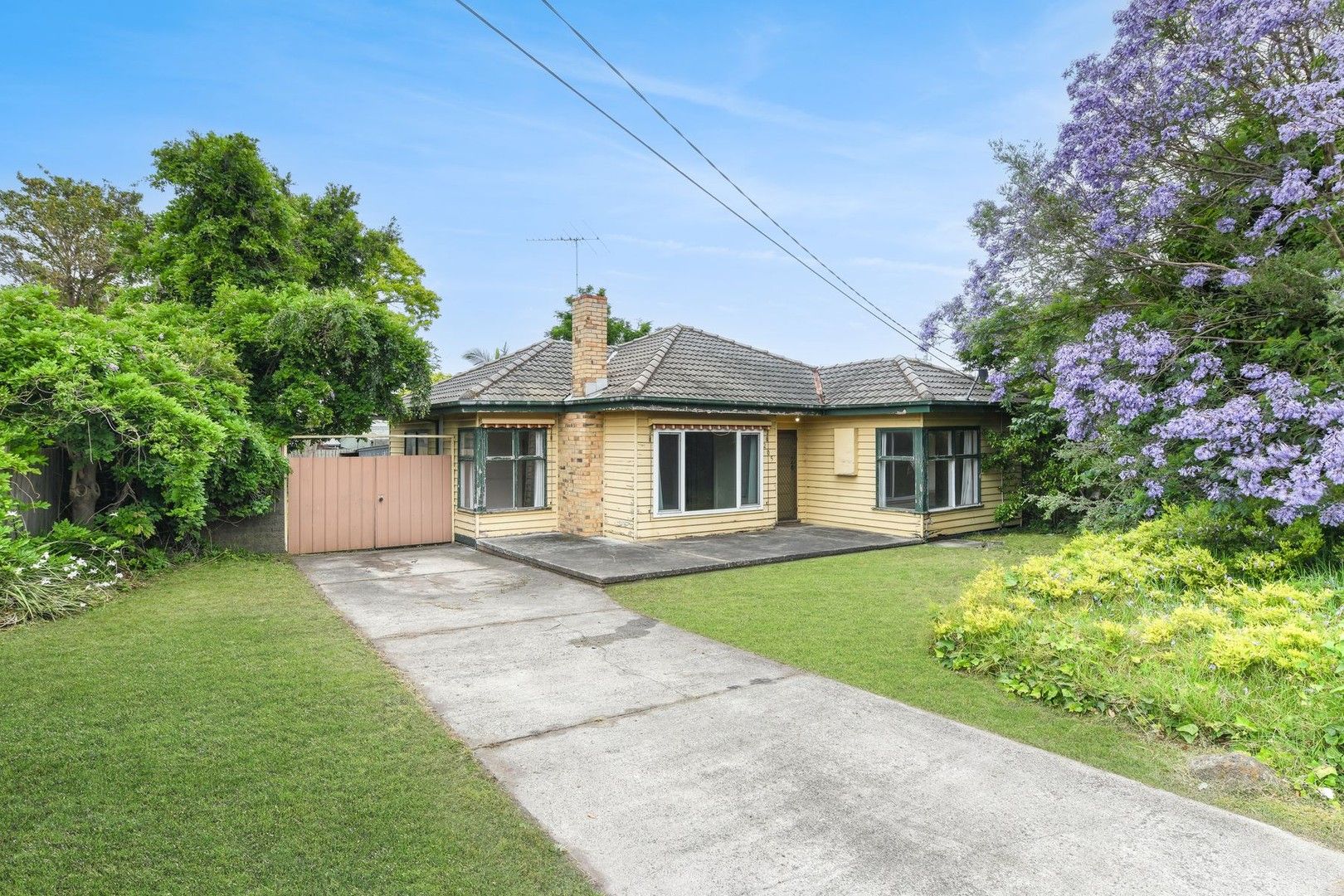 3 bedrooms House in 205 Corrigan Road NOBLE PARK VIC, 3174