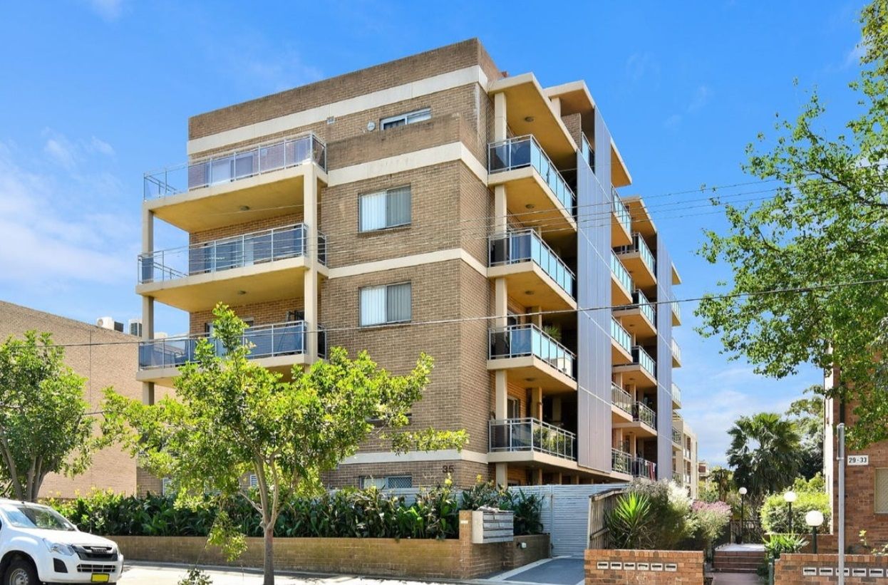 2 bedrooms Apartment / Unit / Flat in 69/35 Stanley st BANKSTOWN NSW, 2200