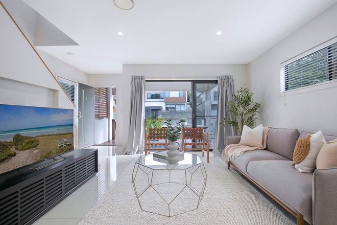 2/56 Latimer Street Holland Park 4121 - Image 4