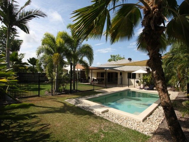 4 bedrooms House in 6 Oriole Street PORT DOUGLAS QLD, 4877