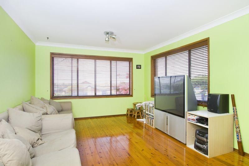 62 Attunga Avenue, KIAMA HEIGHTS NSW 2533, Image 2