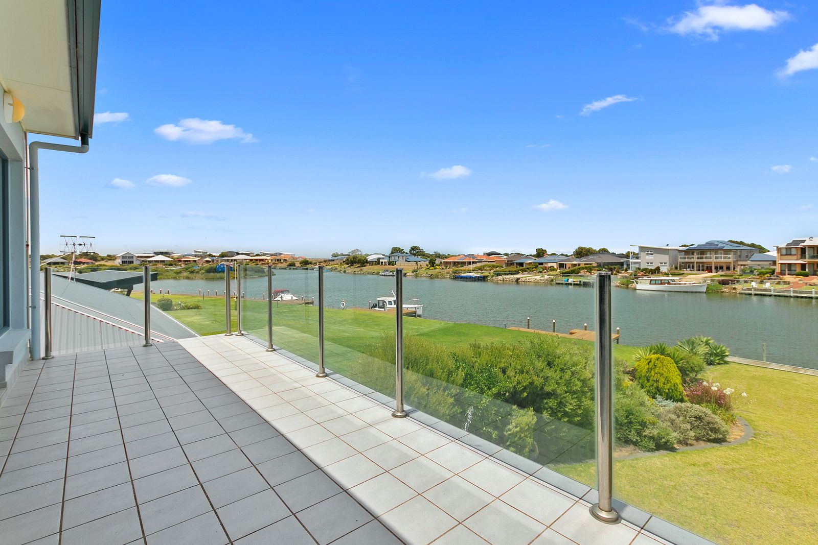 79 Wentworth Parade, Hindmarsh Island SA 5214, Image 2