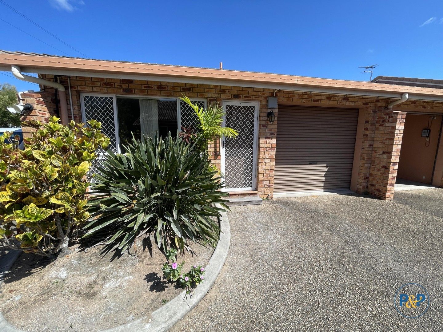 3 bedrooms Apartment / Unit / Flat in 8/29 Ackers Street HERMIT PARK QLD, 4812