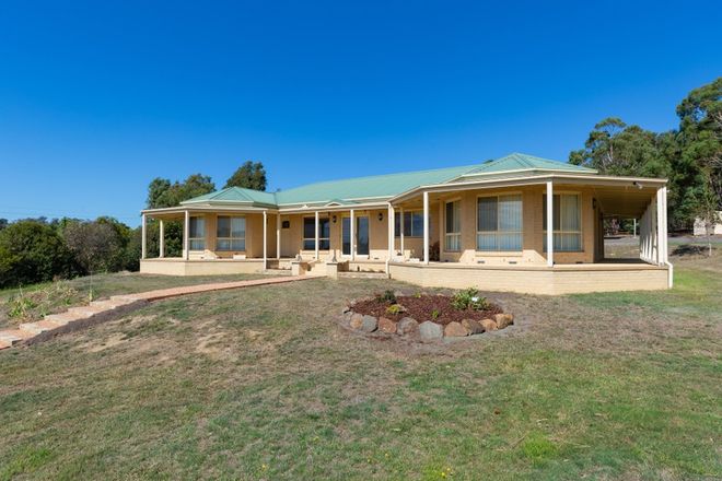 Picture of 325 UNION LANE, BYLANDS VIC 3762