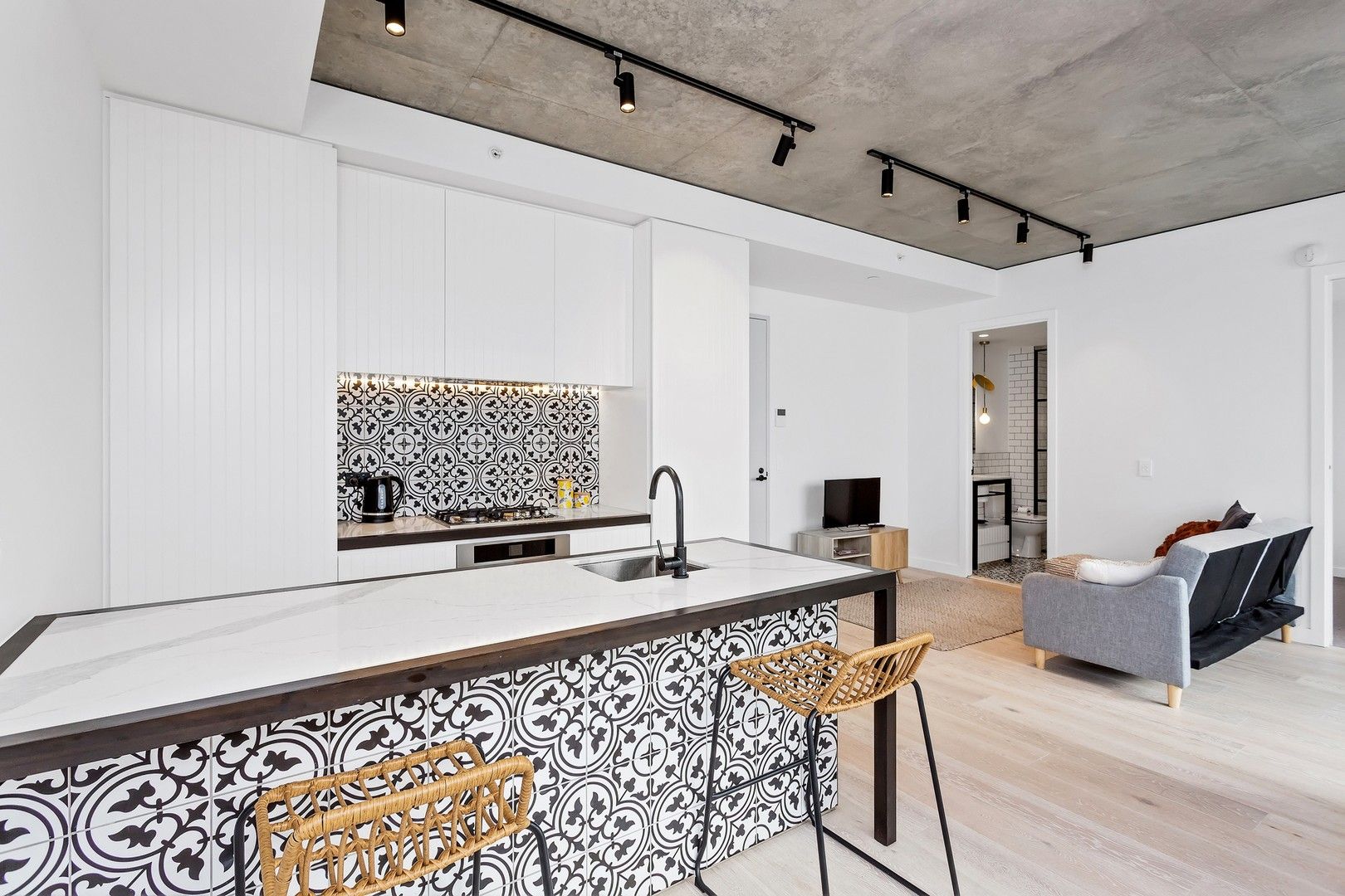 503/5761 Johnston St, Fitzroy VIC 3065 Apartment For Rent 595