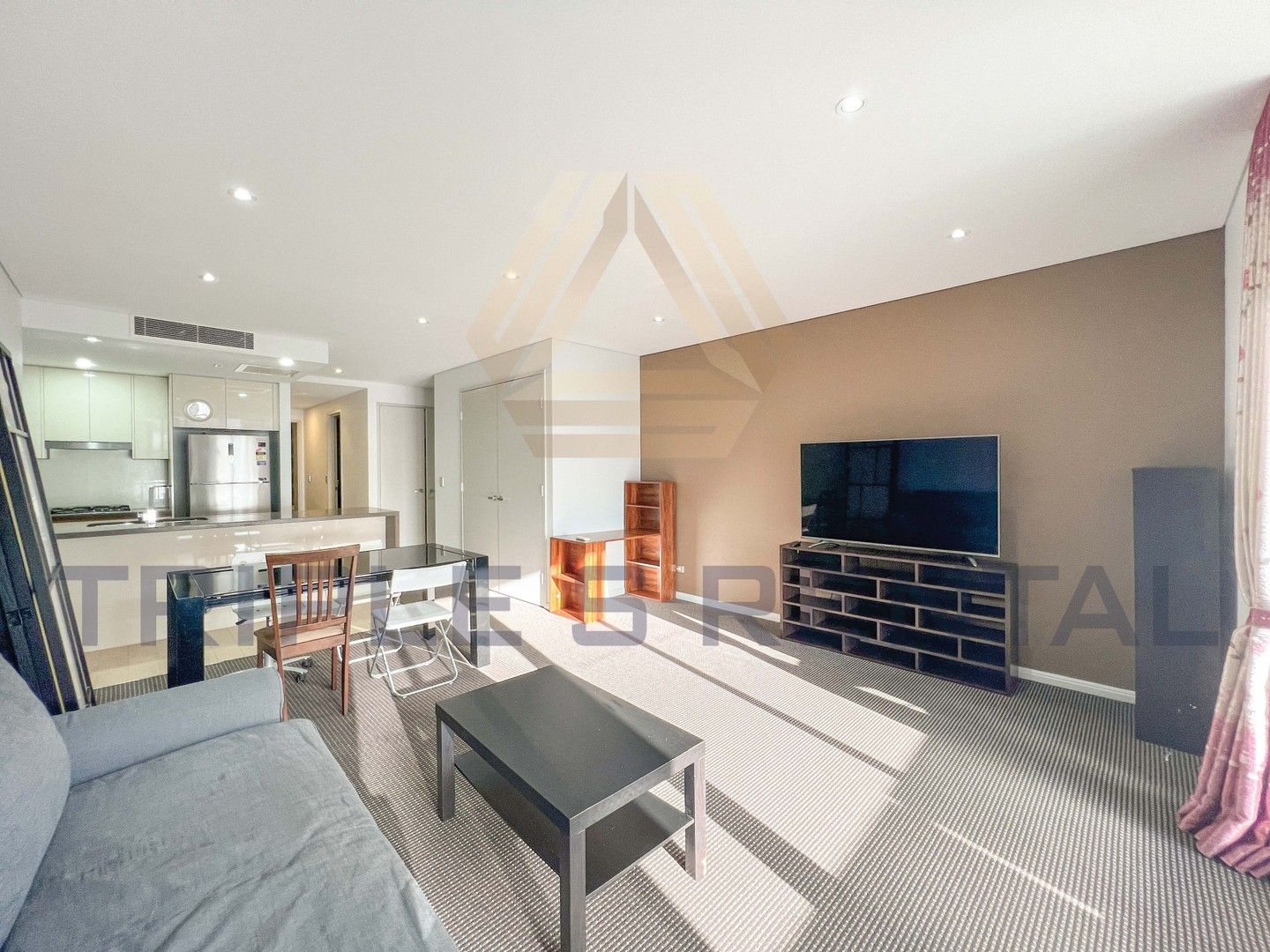 2 bedrooms Apartment / Unit / Flat in 412/19 Grandstand Parade ZETLAND NSW, 2017