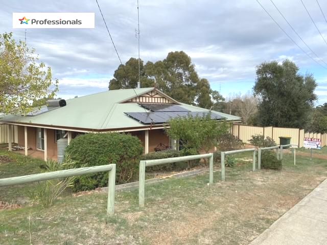 19 King Street, Waroona WA 6215, Image 2