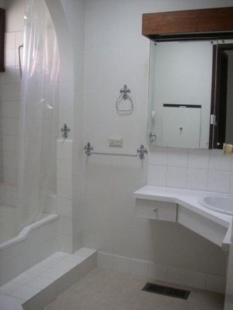 3 bedrooms House in 17 Shearman Crescent MENTONE VIC, 3194