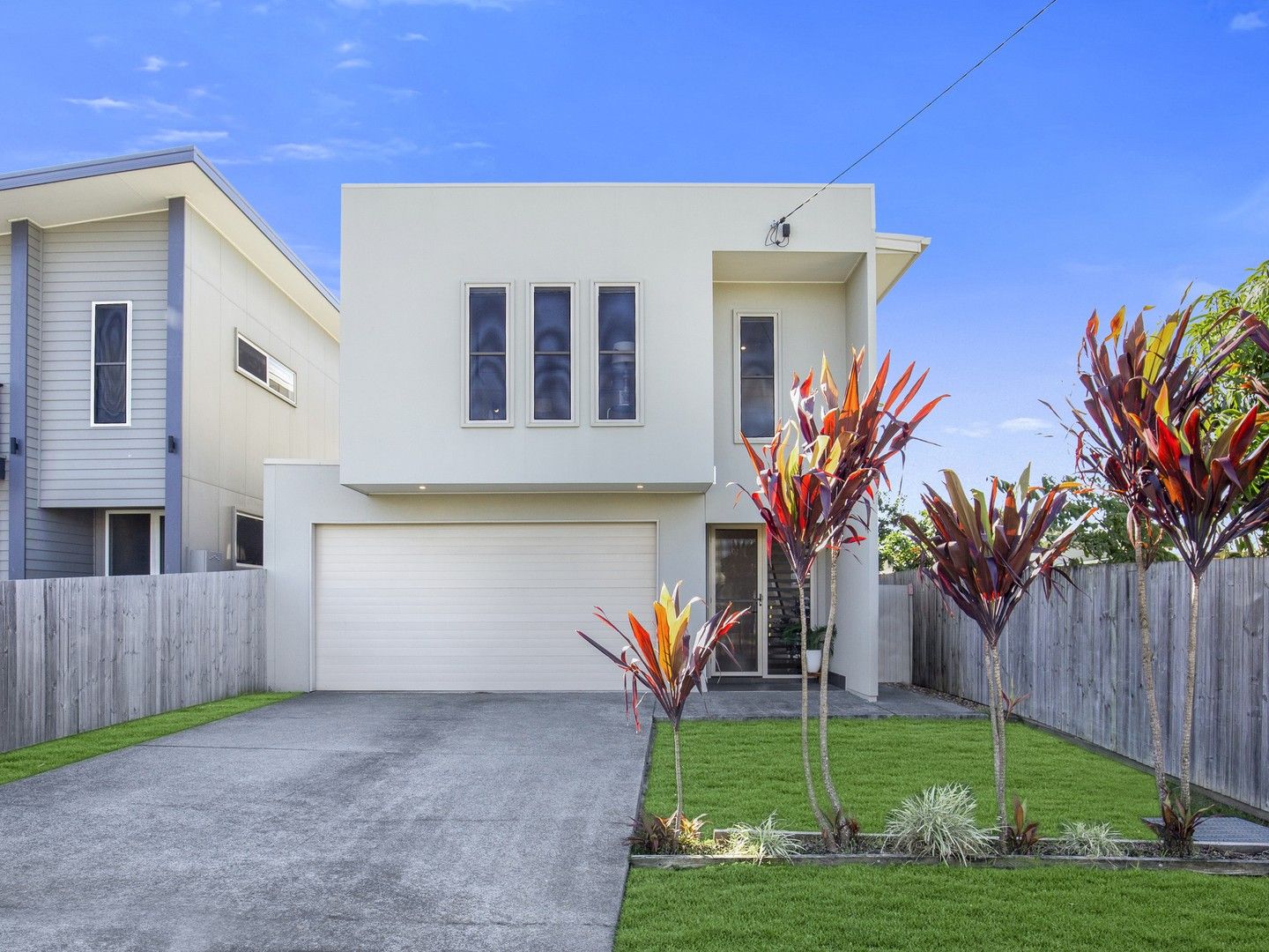 5 bedrooms House in 117 Roscommon Road BOONDALL QLD, 4034