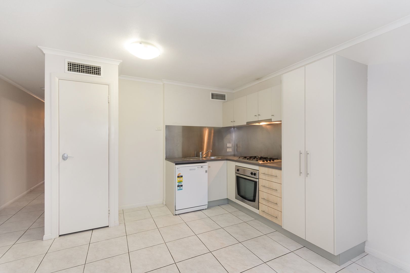 15/11-17 Stanley Street, Townsville City QLD 4810, Image 1