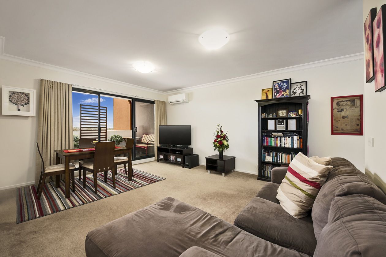 206/1042 Doncaster Road, Doncaster East VIC 3109, Image 2