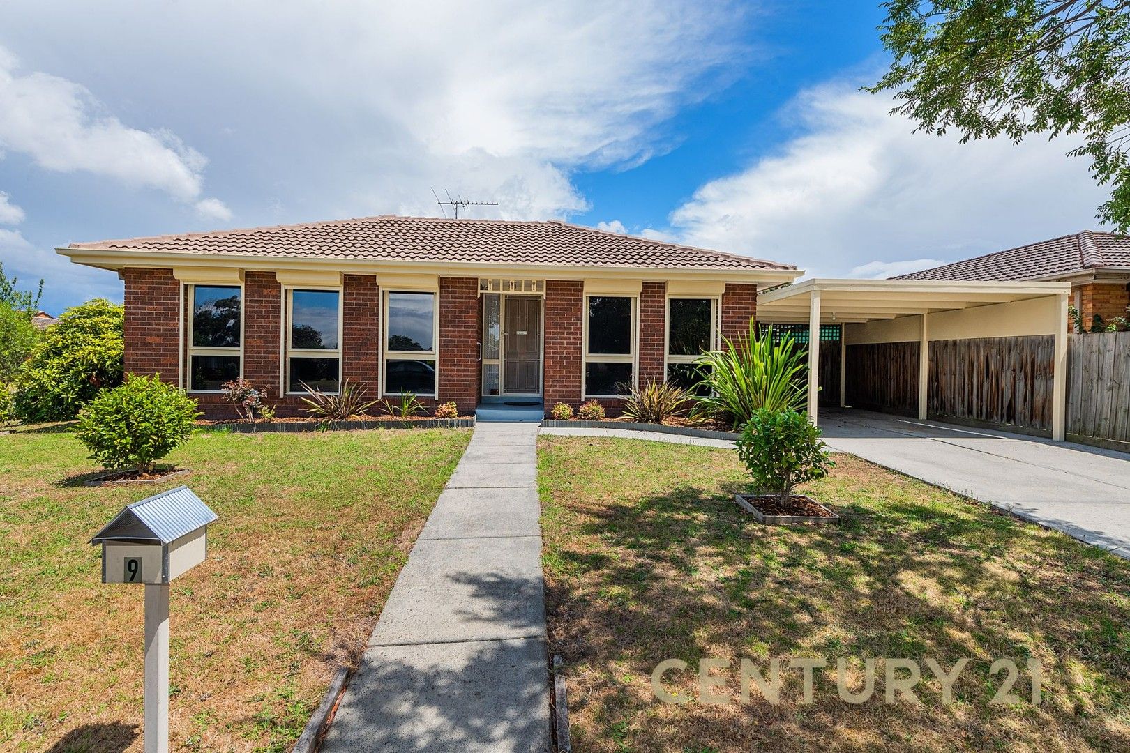 3 bedrooms House in 9 Columbia Road NARRE WARREN VIC, 3805