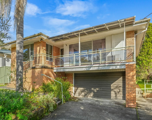 9 Asca Drive, Green Point NSW 2251