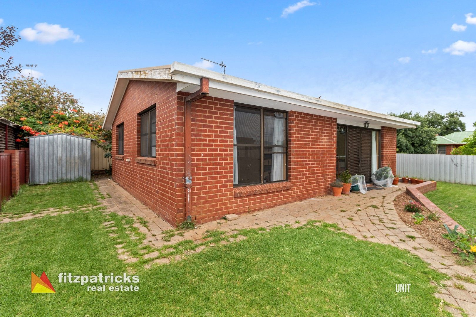 2 bedrooms Apartment / Unit / Flat in 2/32 Halloran Street TURVEY PARK NSW, 2650