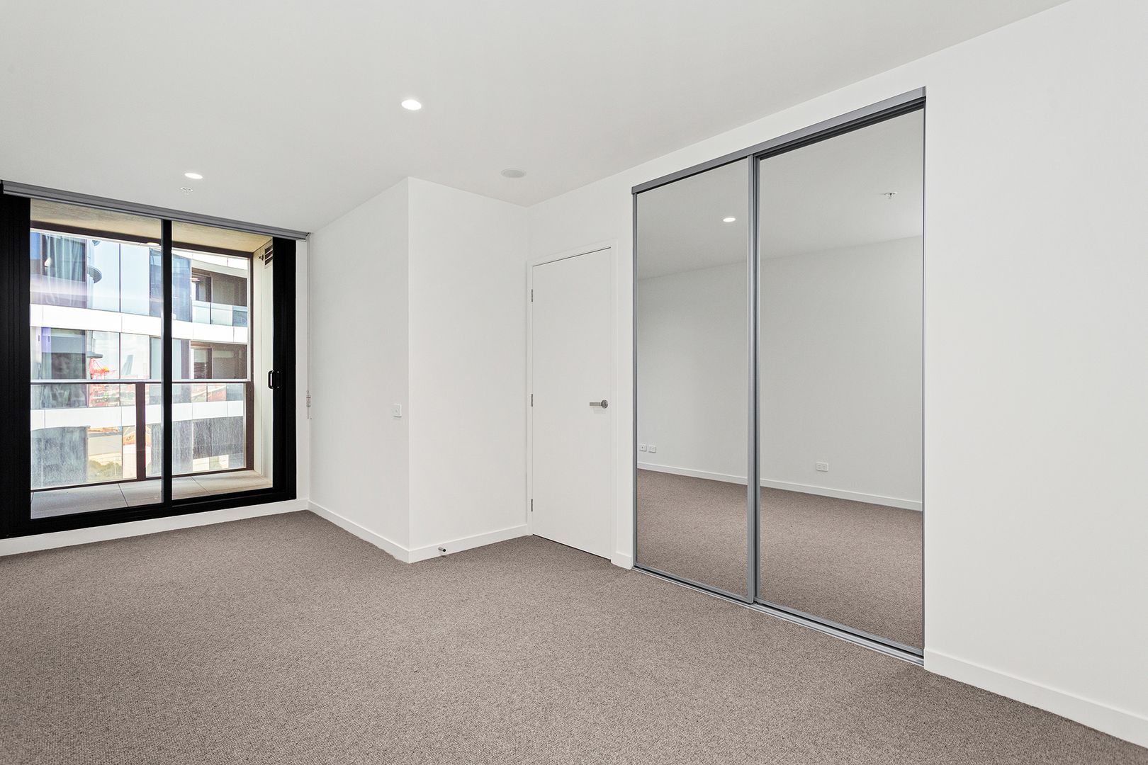 902/1 Joseph Road, Footscray VIC 3011, Image 1