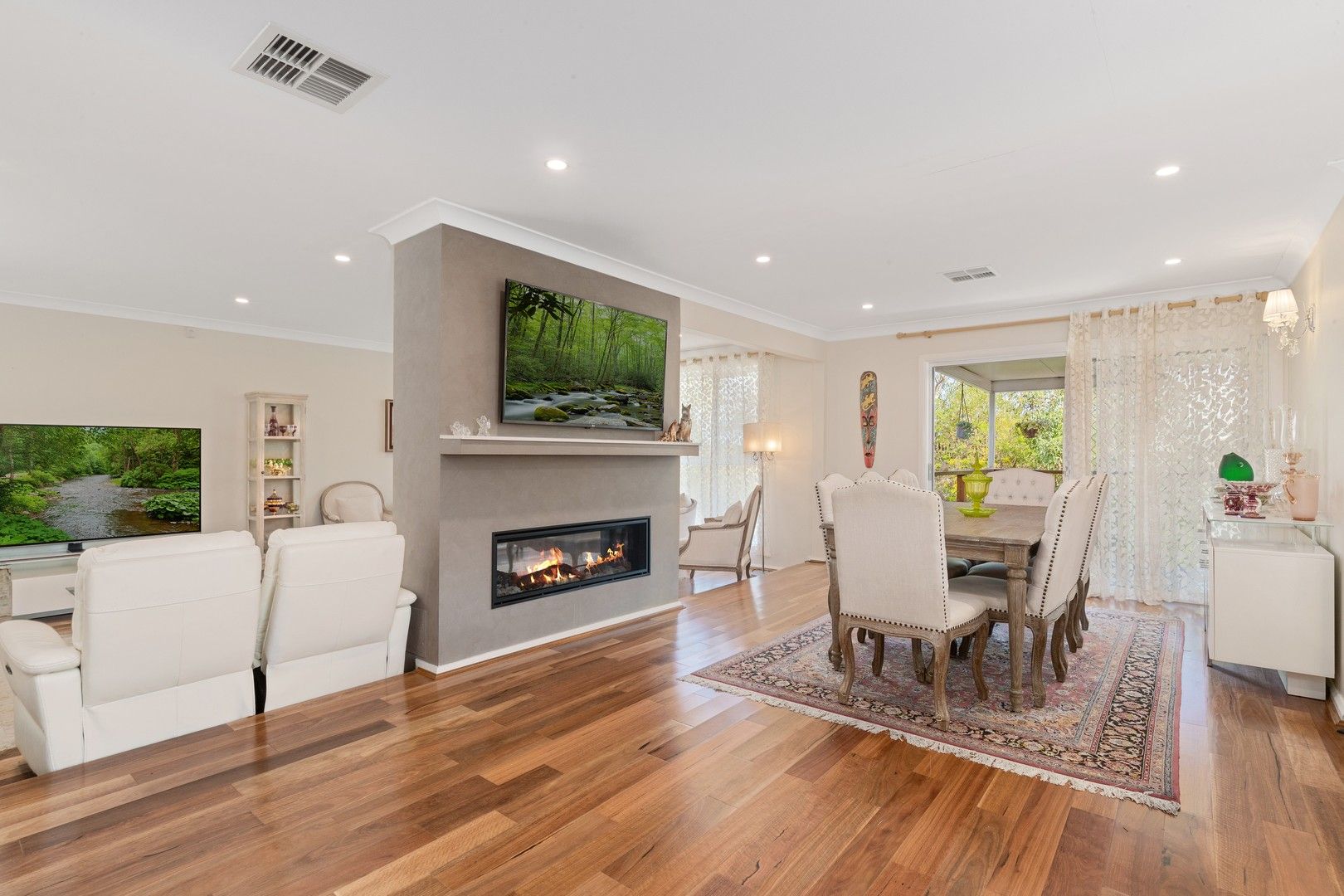 5 bedrooms House in 15 Kanowar Avenue EAST KILLARA NSW, 2071