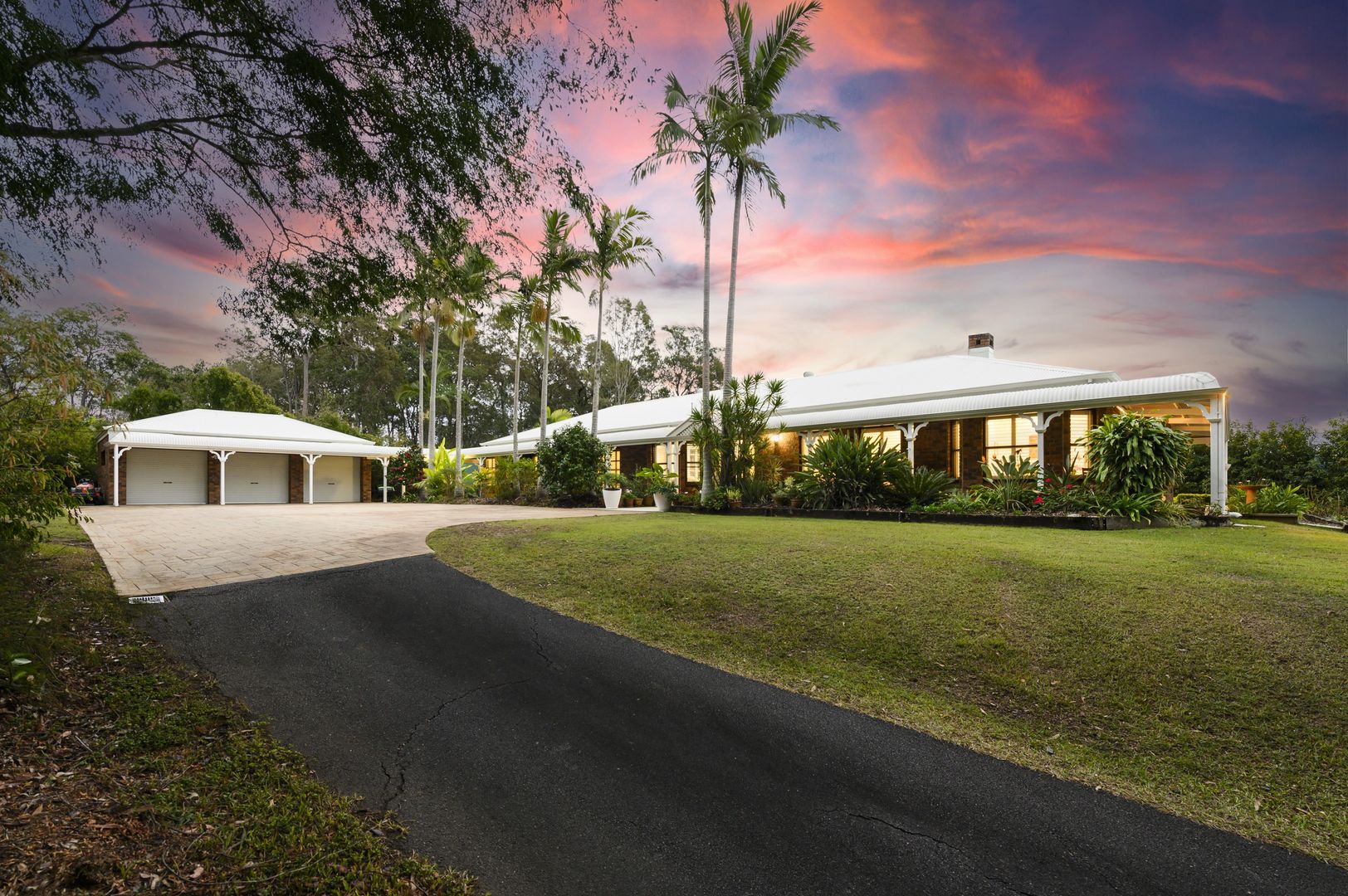 2 Narrien Court, Samford Village Property History & Address Research