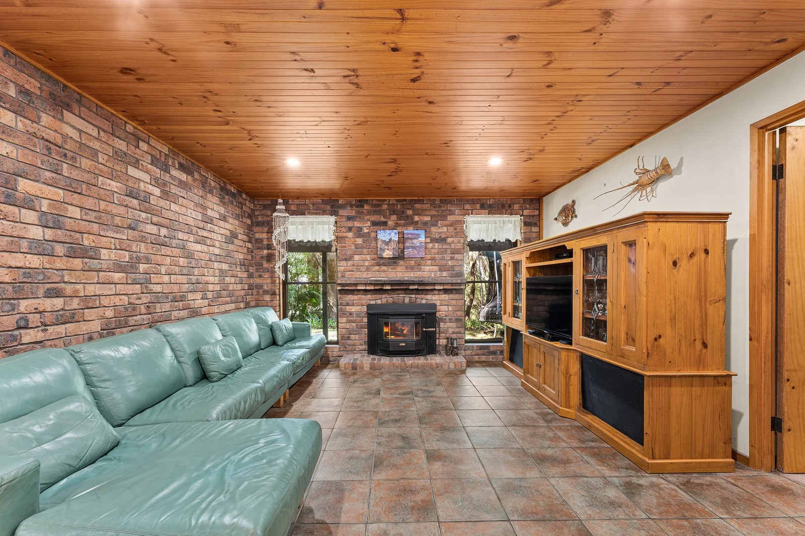 Additional image 2 of 4 Highlands Parade, Bulli NSW 2516