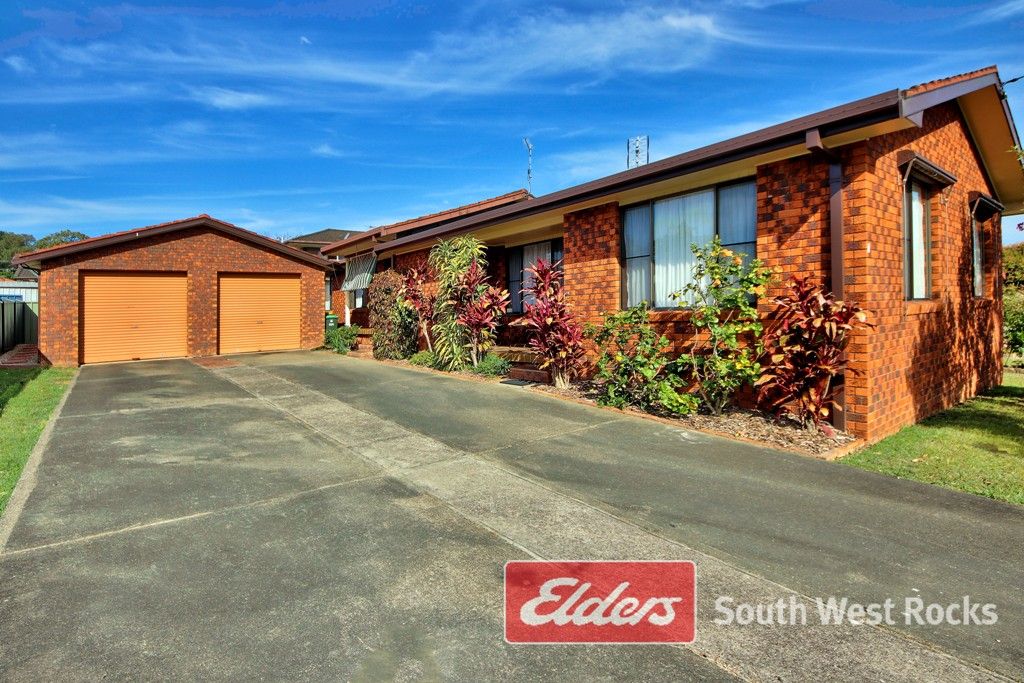 2/7 LAWSON STREET, South West Rocks NSW 2431, Image 1