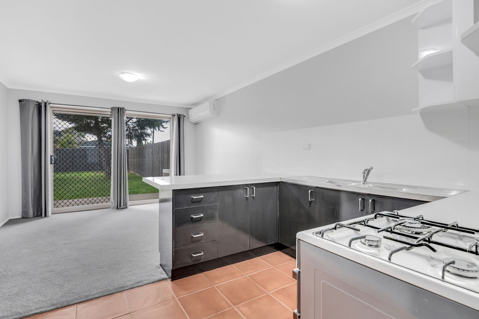 70A Gillingham Crescent, Craigieburn VIC 3064, Image 2