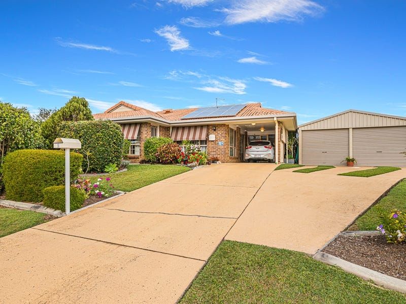 2 Chartwell Place, Sandstone Point QLD 4511, Image 0
