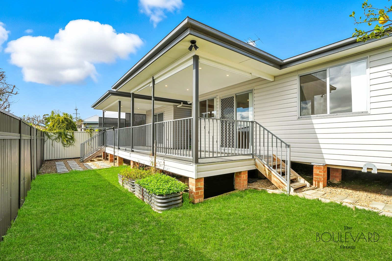 2 bedrooms Studio in 3A Park Street MERRYLANDS NSW, 2160