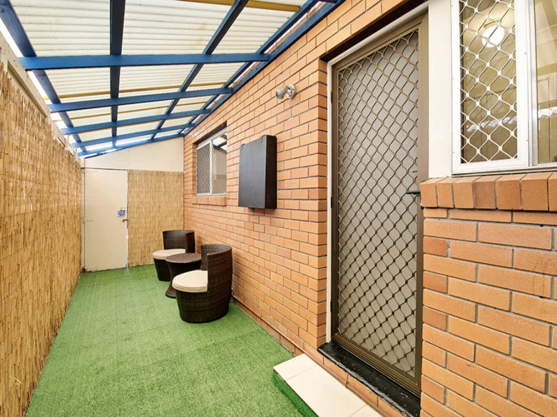 Additional image 6 of 2/18 Central Street, Labrador QLD 4215