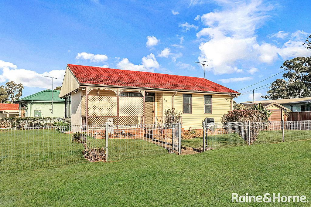 3 bedrooms House in 60 Goroka Street WHALAN NSW, 2770