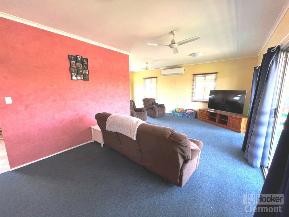 18 Blamey Street, Clermont QLD 4721, Image 2