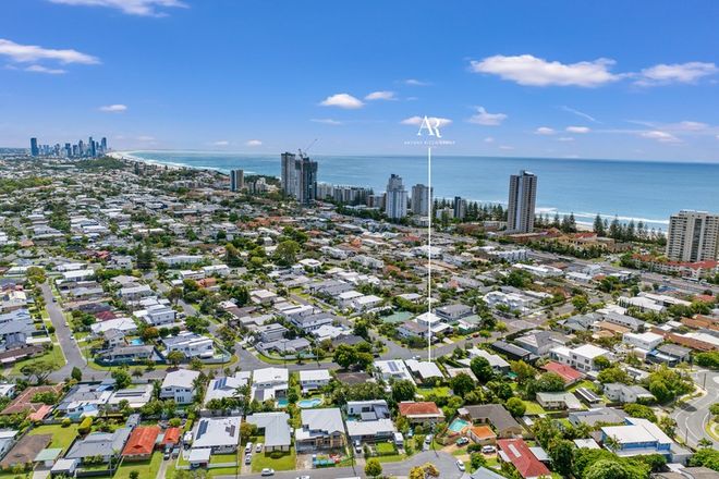 Picture of 28 Banksia Broadway, BURLEIGH HEADS QLD 4220