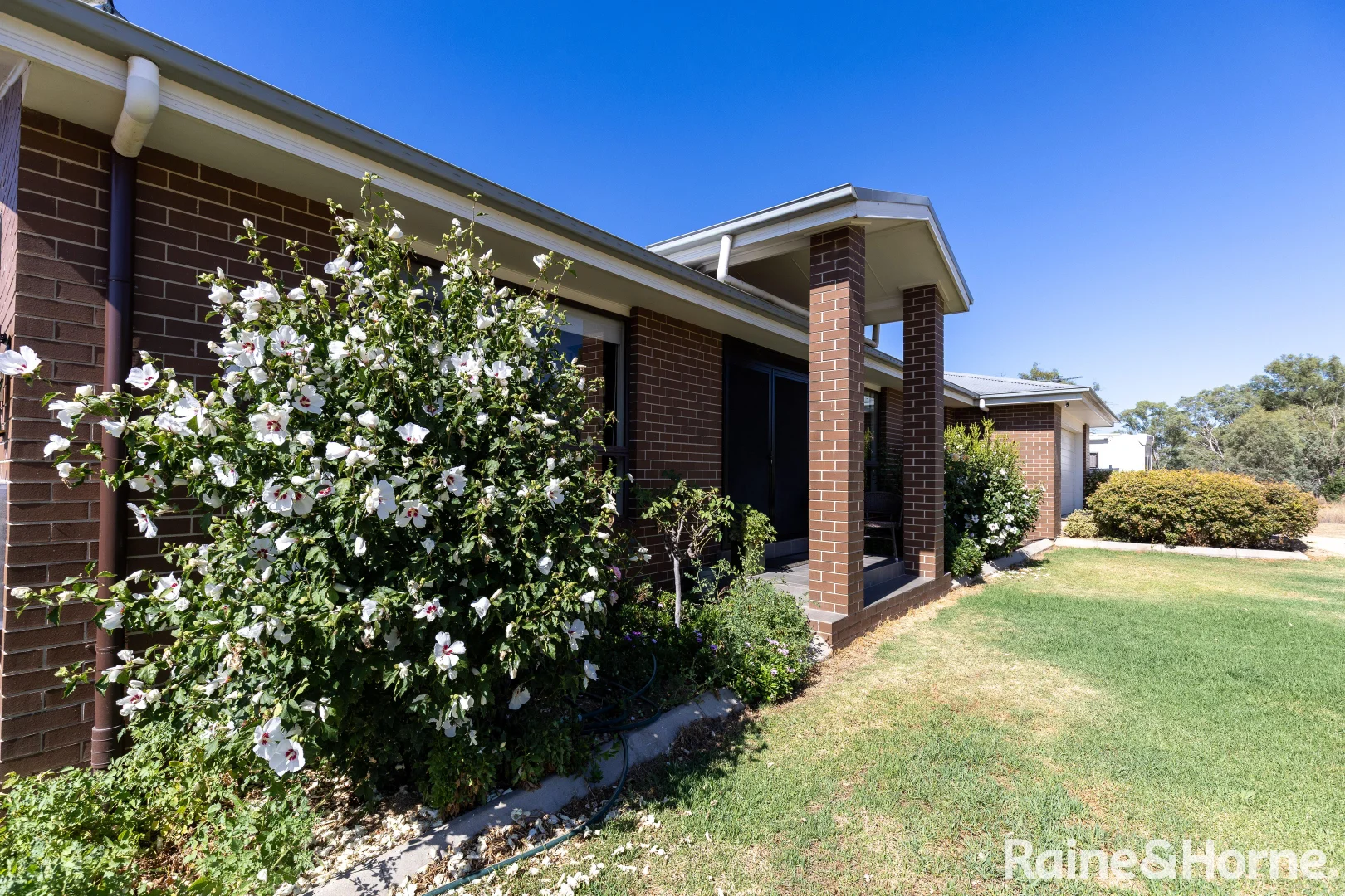 Additional image 16 of 86 Lake Inverell Drive, Inverell NSW 2360