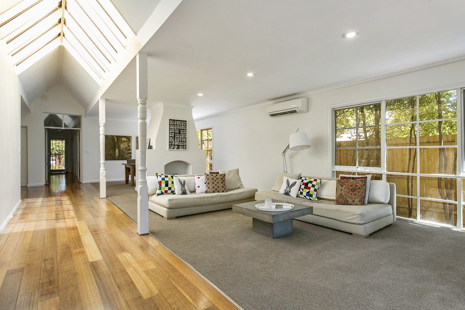 12 Gilsland Road, Murrumbeena VIC 3163 House For Rent 1,150 Domain