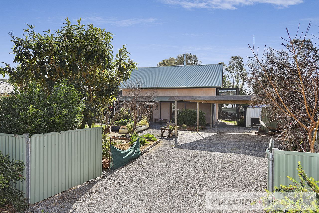 29 Caffrey Crescent, Port Willunga SA 5173, Image 2