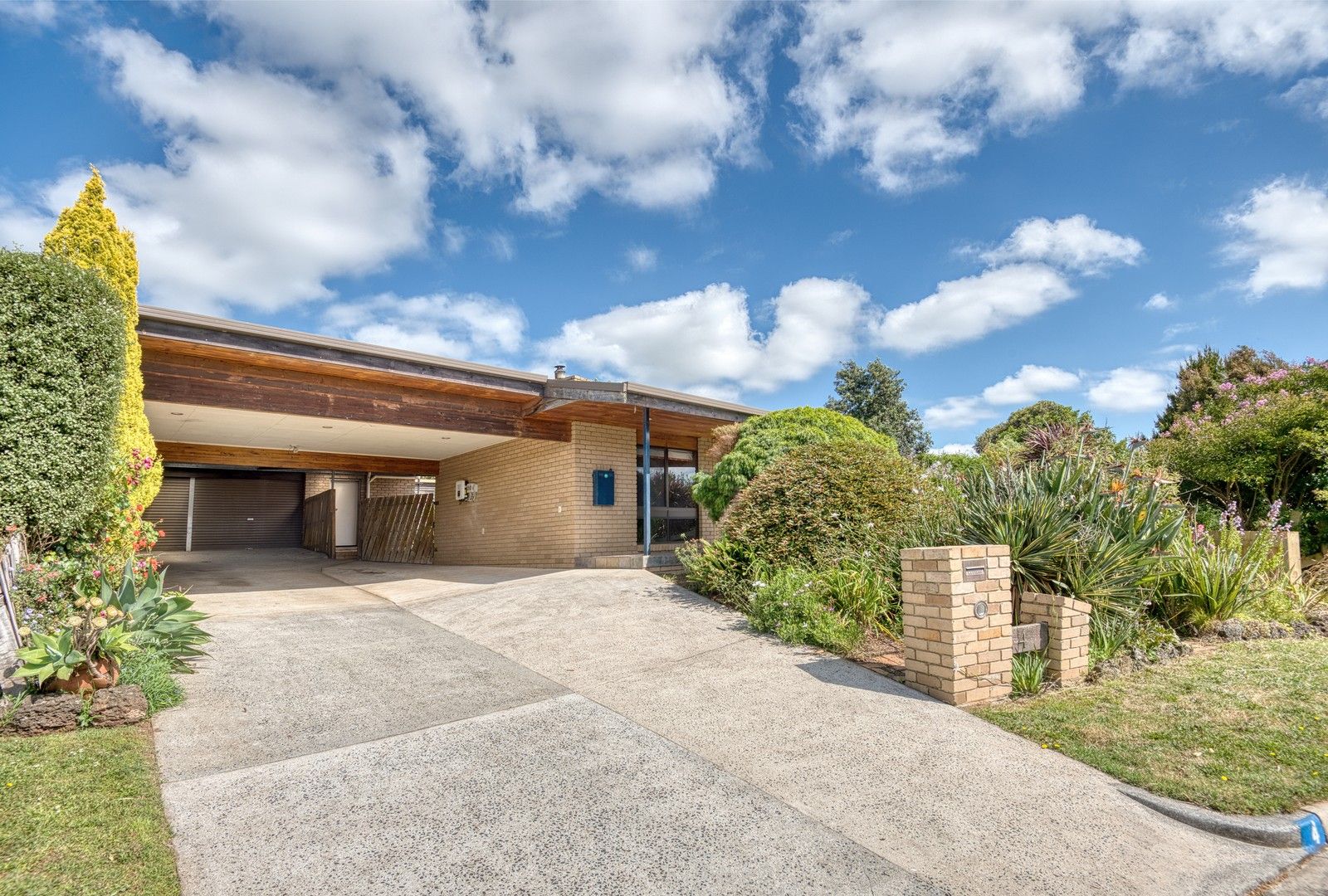 4 Hilton Court, Leongatha VIC 3953, Image 0