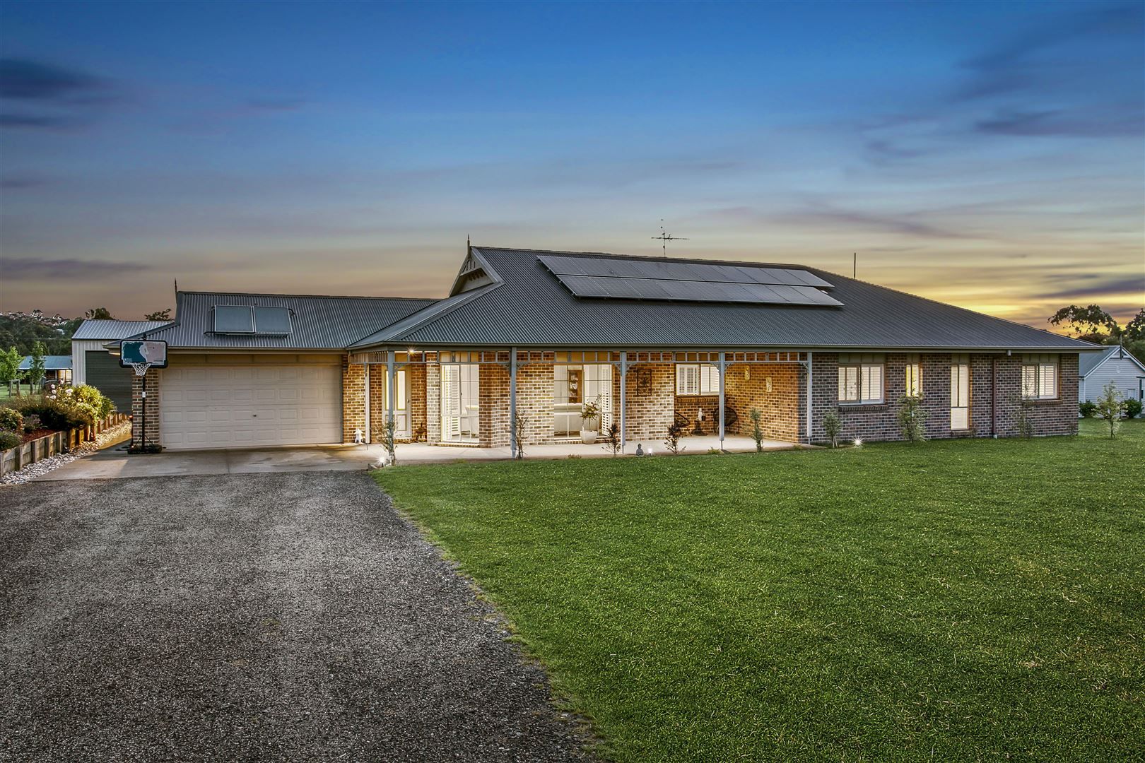 5 Golf View Court Drouin Property History Address Research Domain