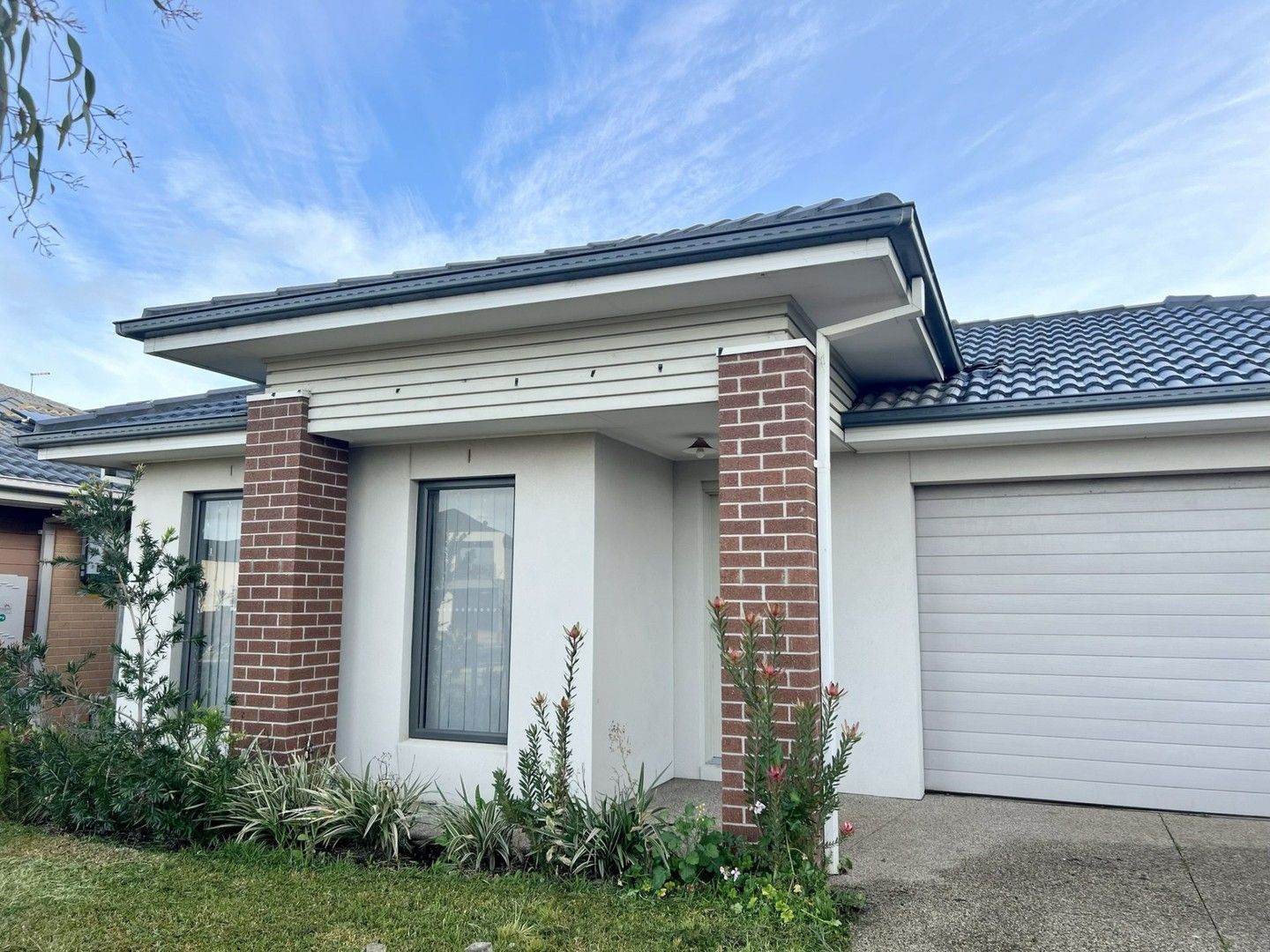 4 bedrooms House in 8 Purslane Way AINTREE VIC, 3336