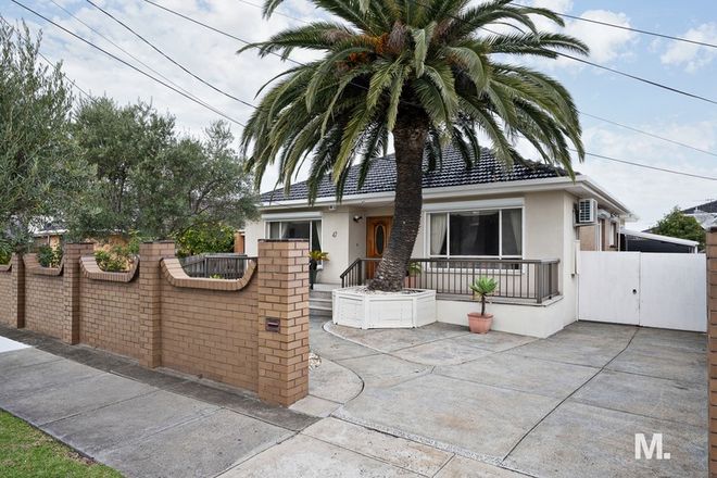 Picture of 47 Riviera Road, AVONDALE HEIGHTS VIC 3034