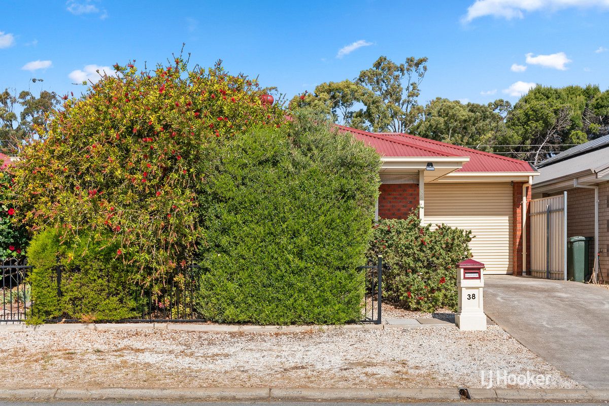 38 Bristol Crescent, Davoren Park SA 5113, Image 2