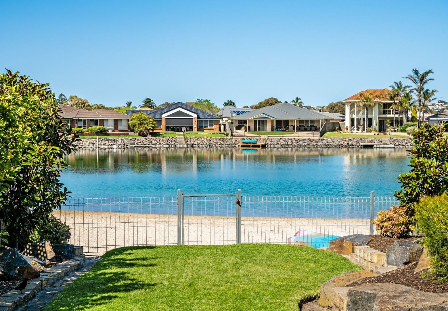 3 bedrooms House in 21 Bartel Boulevard ENCOUNTER BAY SA, 5211