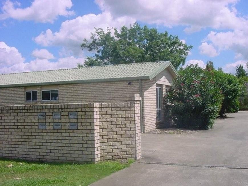 2 bedrooms Apartment / Unit / Flat in 6/2 Verran Street BELLBIRD PARK QLD, 4300