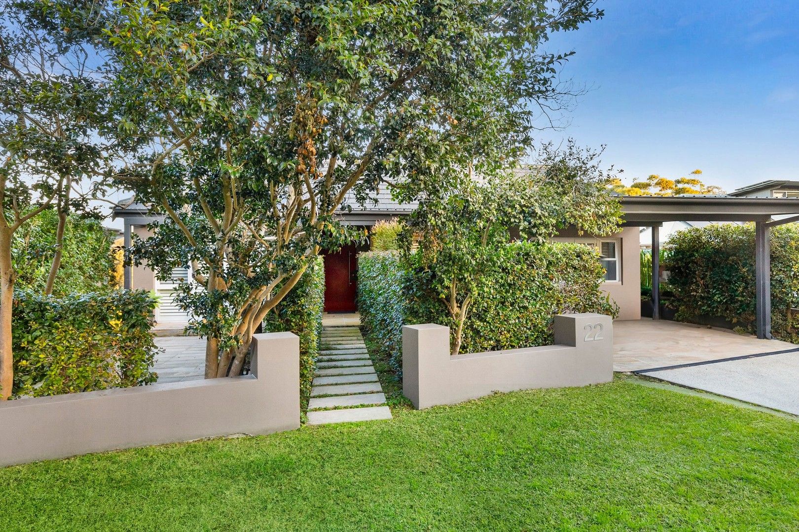 4 bedrooms House in 22 The Rampart CASTLECRAG NSW, 2068